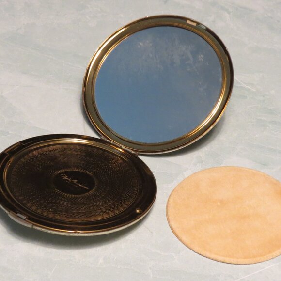 Elgin American 1950s silver and gold compact with large Daisy pattern - Picture 3 of 5